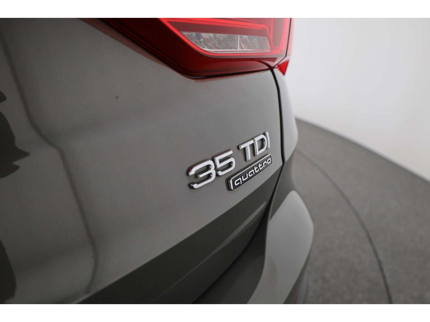 Audi Q3 35 TDI quattro advanced - Samsaru's Car Outlet