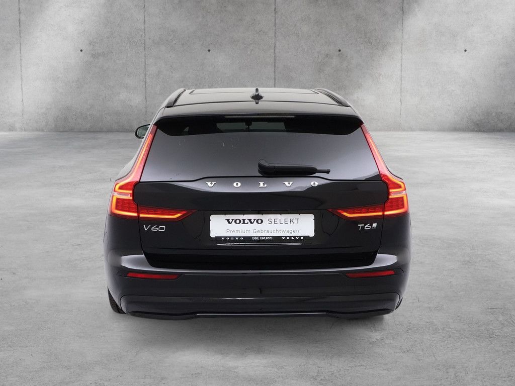 Volvo V60 T6 Ultra Dark Recharge Plug-In Hybrid AWD