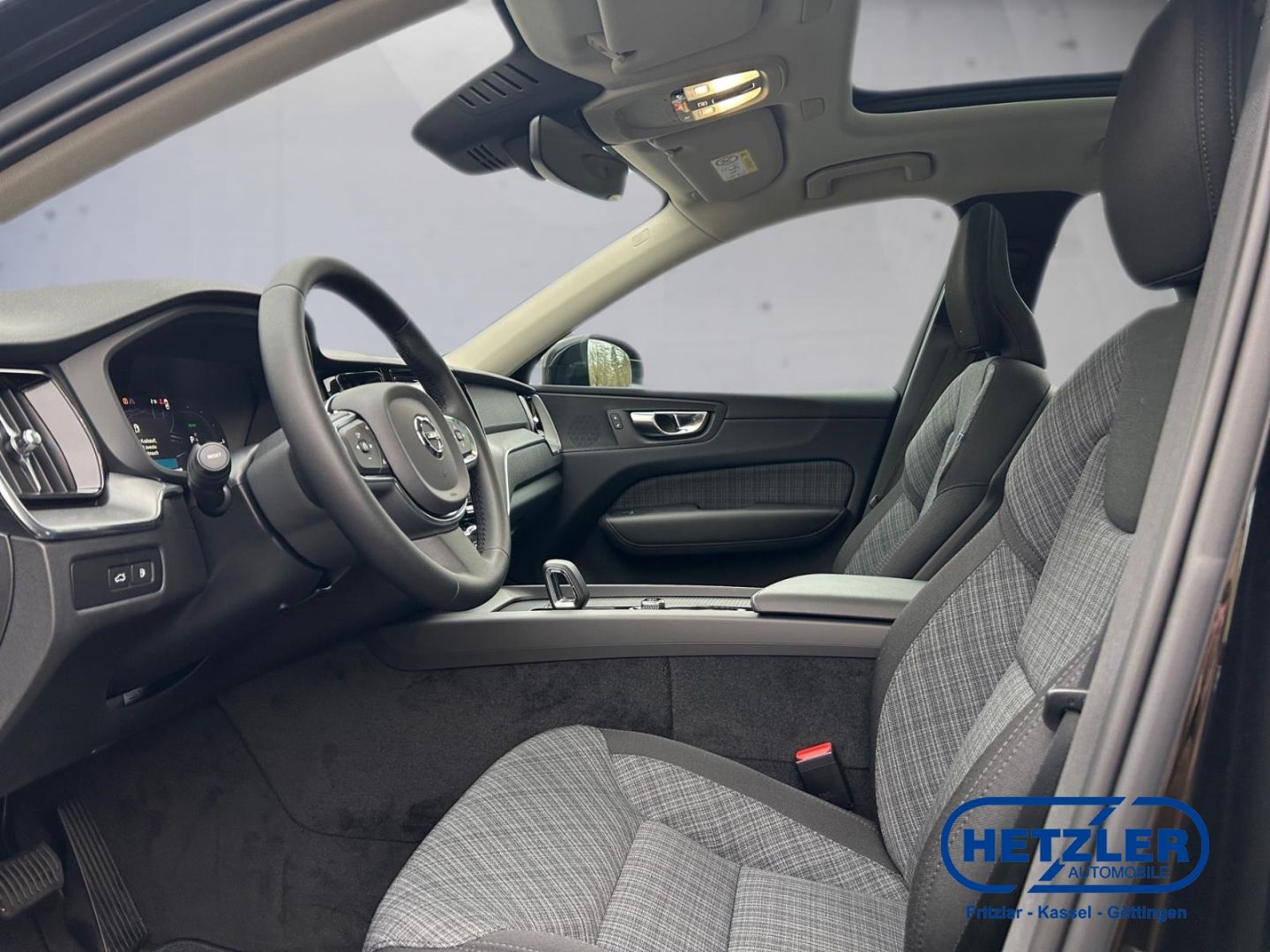 Volvo XC60 Core Recharge Plug-In Hybrid AWD T6 Twin En