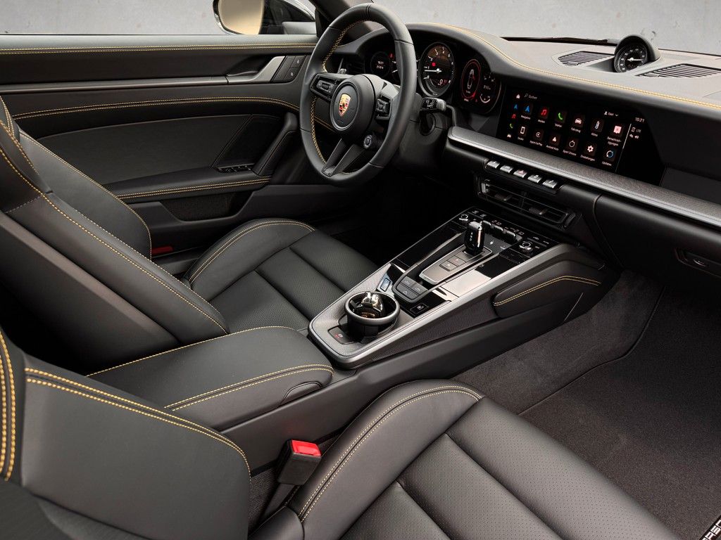 Porsche 992 911 Carrera 4 S Cabrio Tageszul 25 Km Top Au