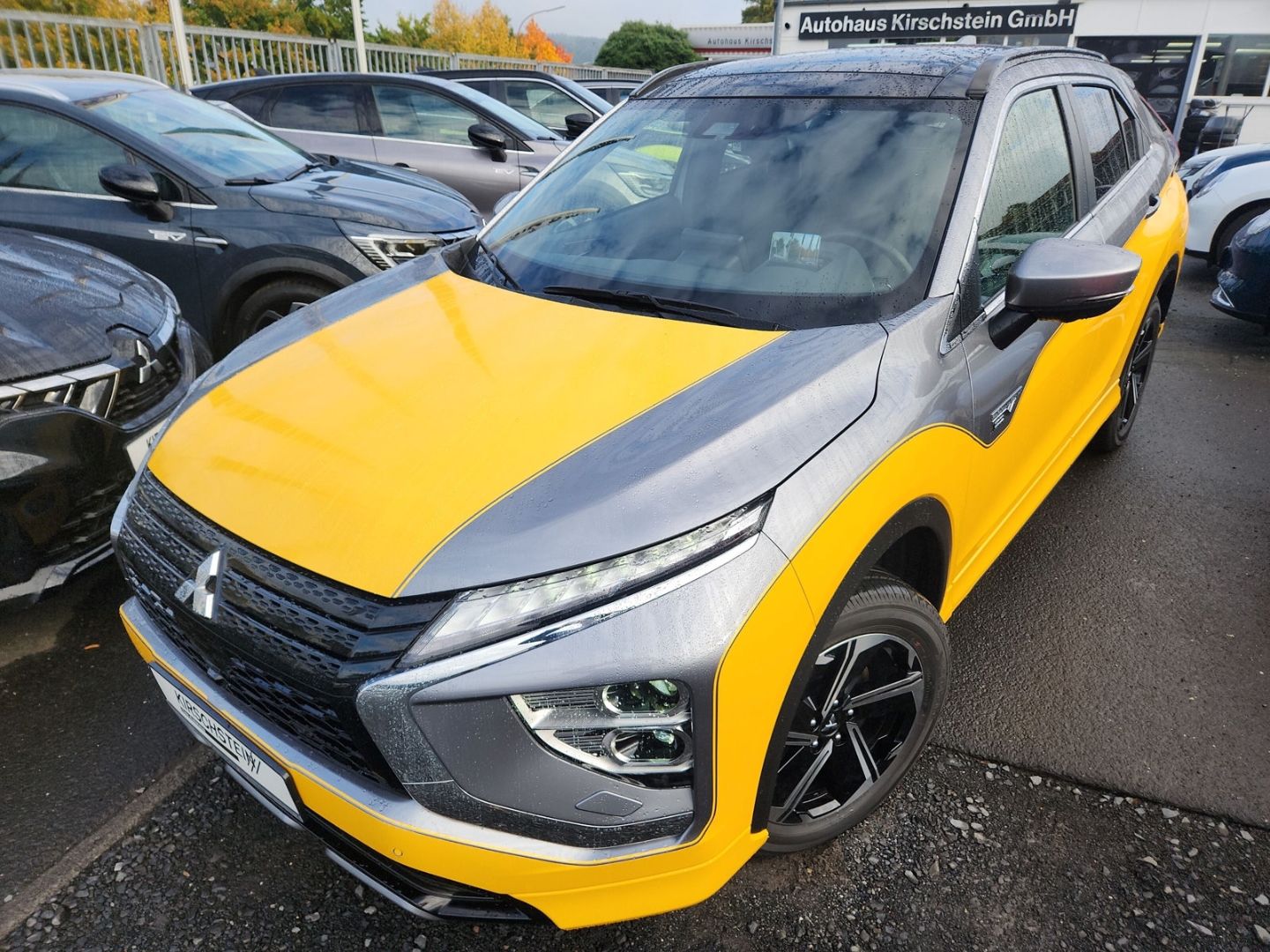 Mitsubishi Eclipse Cross Plug-In Hybrid Top Pano Leder Head