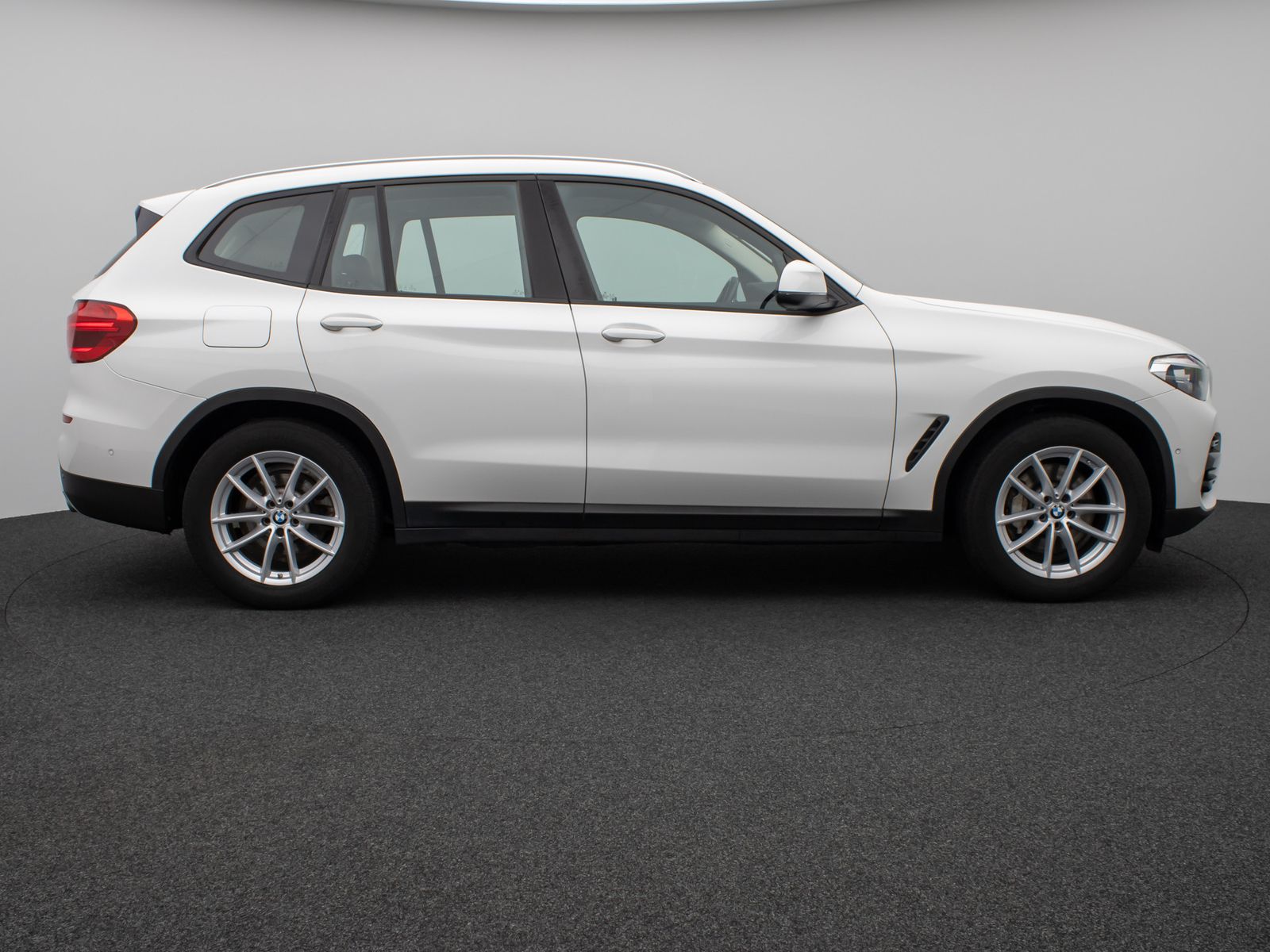 BMW X3 xD30e Panorama Kamera DAB HiFi WLAN Stop&Go
