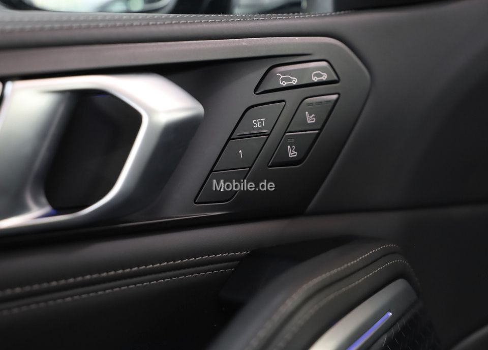 BMW X6 xDrive40d *Black Vermilion* UPE 139TEuro