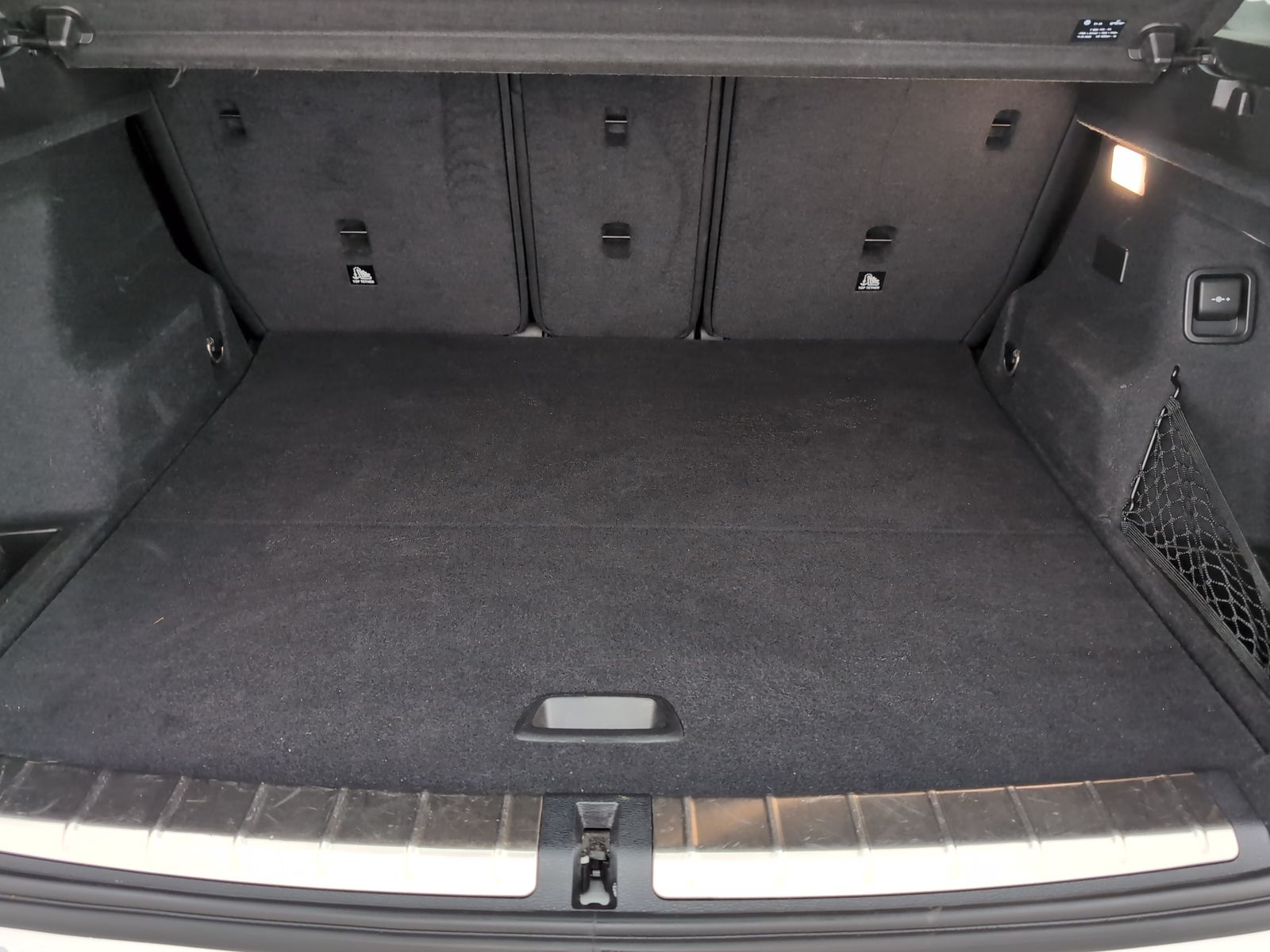 BMW X1 xDrive25e Sport Line - Samsaru's Car Outlet