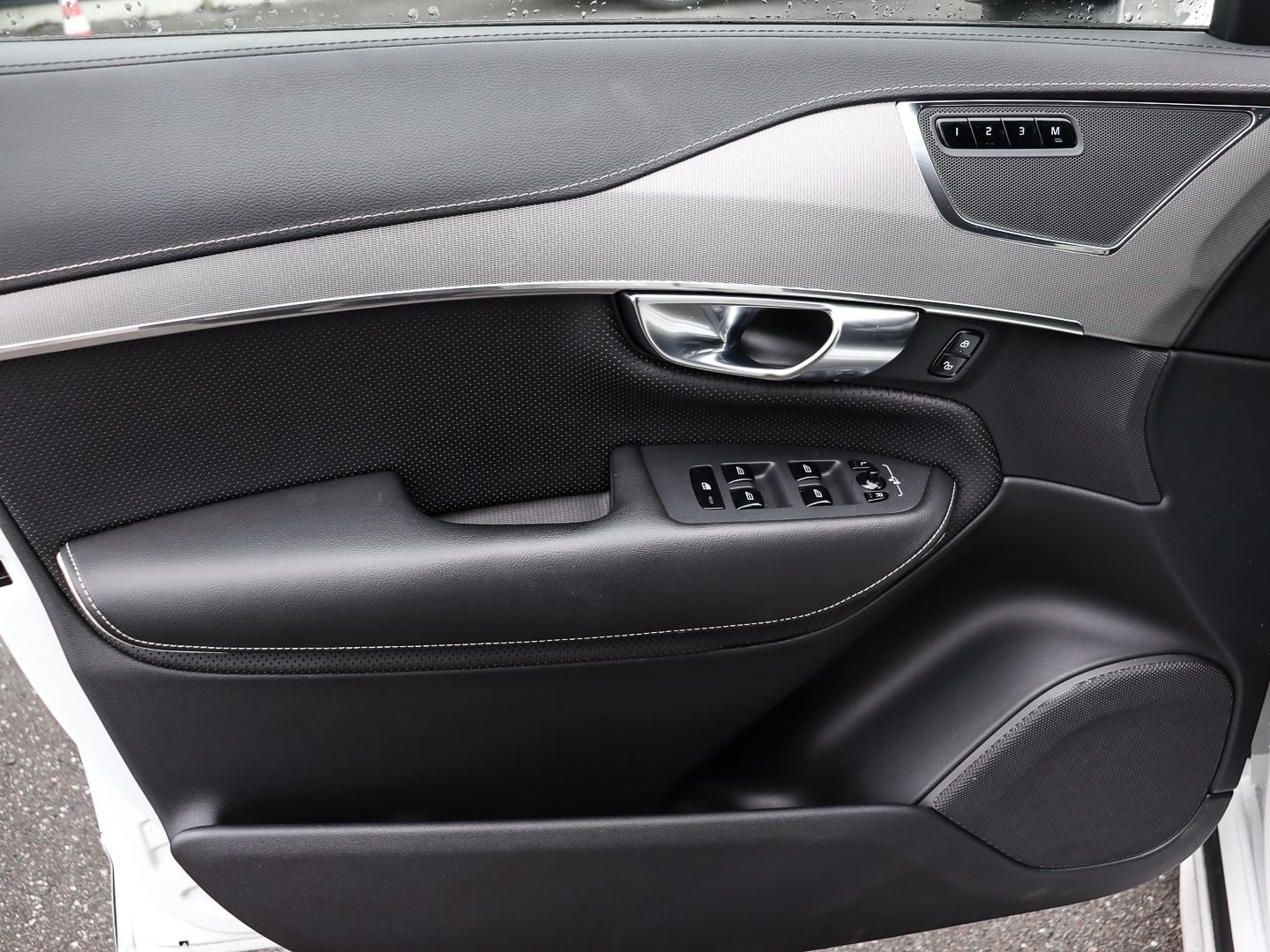 Volvo XC90 R Design AWD B5 Diesel EU6d AD AHK Navi Dig