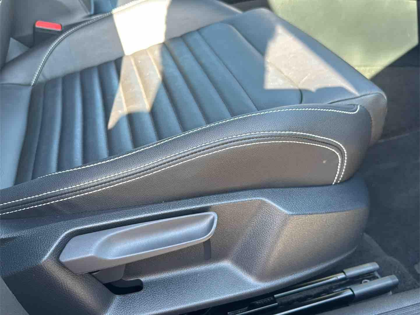 Volkswagen Passat Variant GTE - Samsaru's Car Outlet