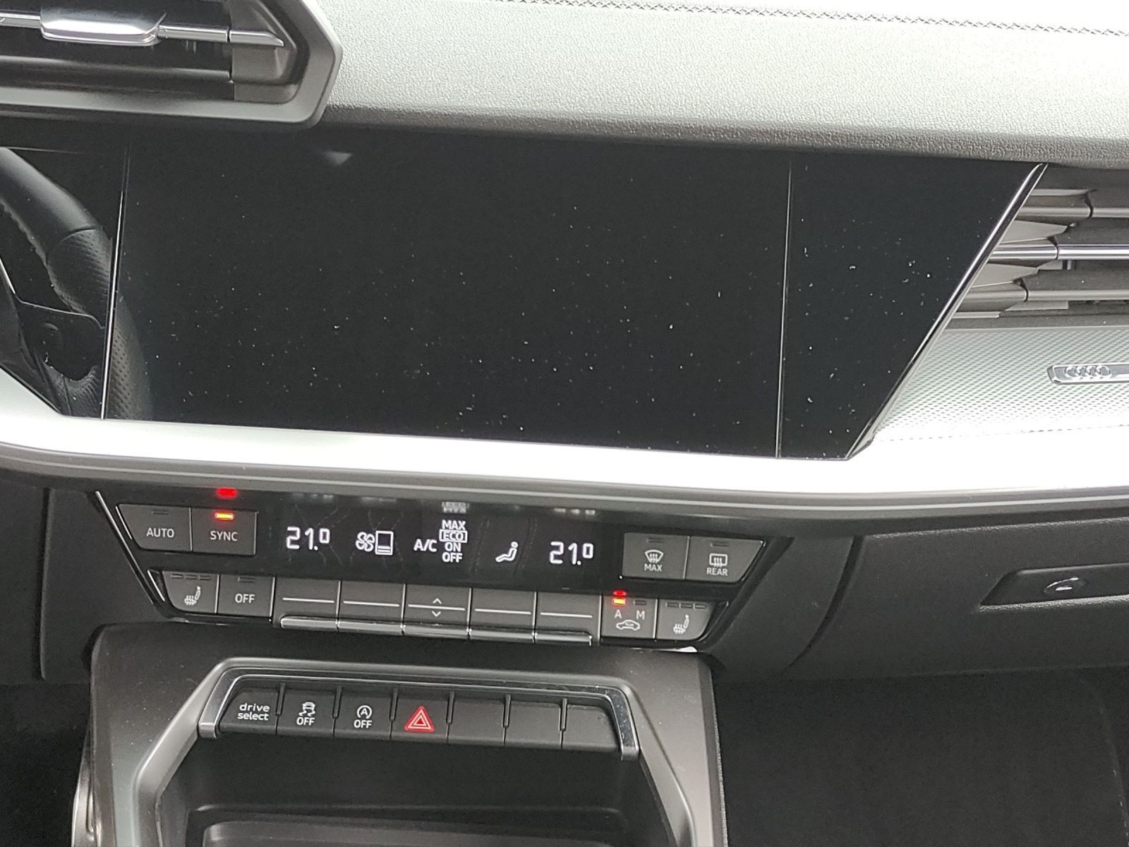 Audi A3 Sportback 35 TFSI S line - Samsaru's Car Outlet