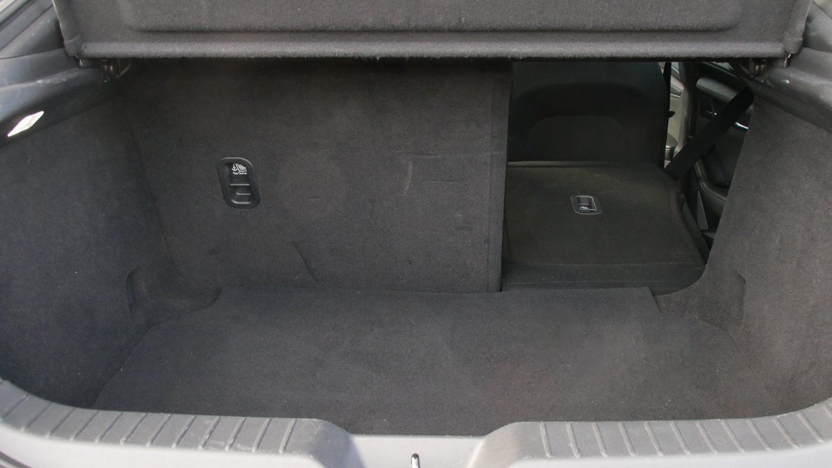 Mazda 3 e-Sky-G 150AT M-Hybrid Select. Design- Premium