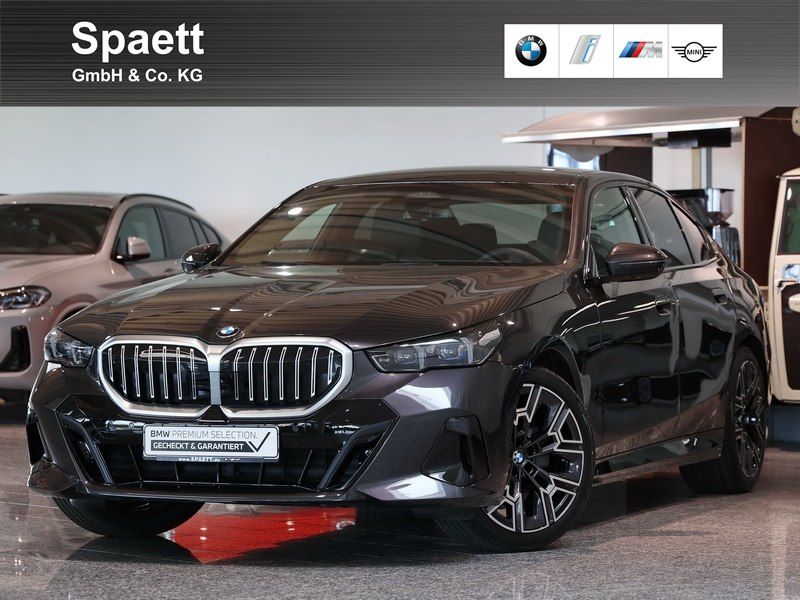 BMW 520d Lim. M Sport Adp.LED DrivAss+ 360° AHK Head