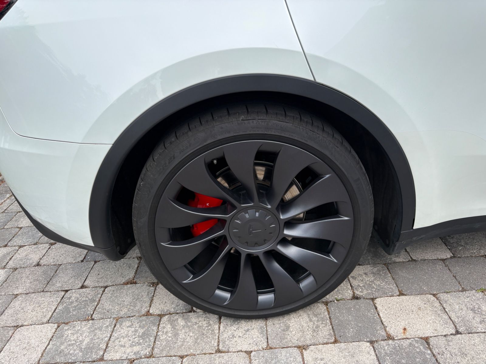 Tesla Model Y Performance Dual AWD