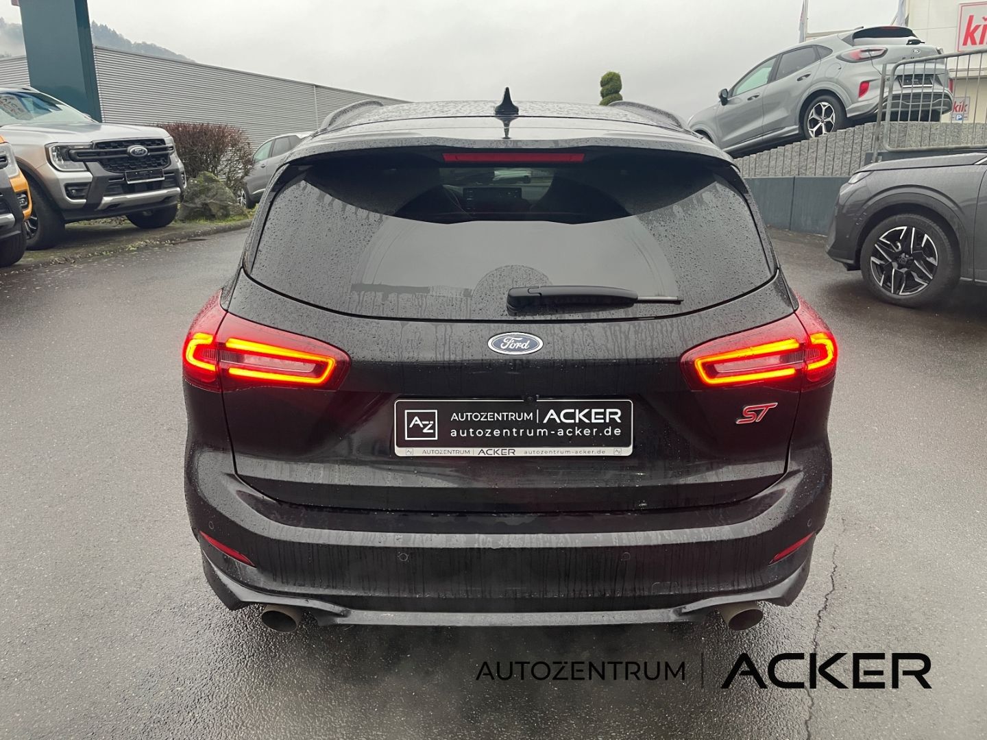 Ford Focus ST X Turnier  2.3 AT. Pano/aAHK/ACC -34%*