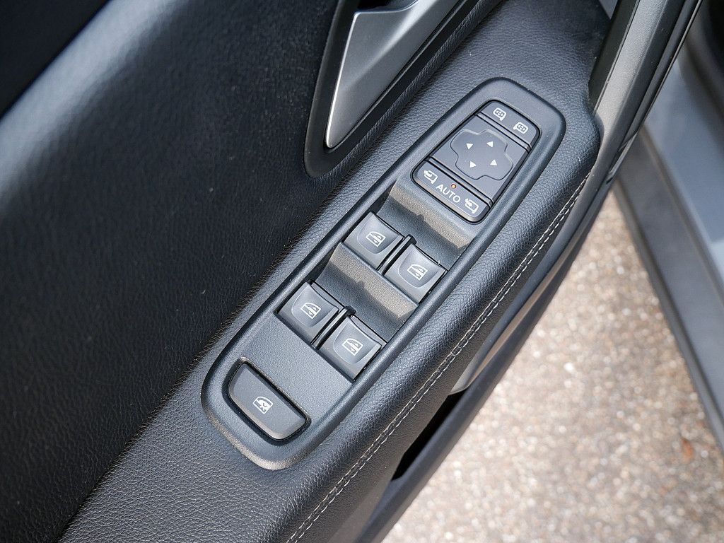 Dacia Duster Journey TCe 150 EDC - Samsaru's Car Outlet