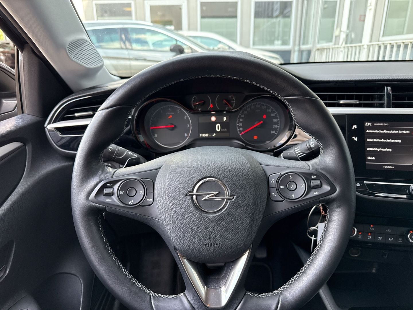 Opel Corsa Edition - Samsaru's Car Outlet