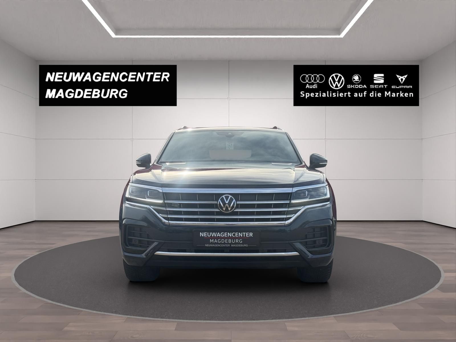 Volkswagen Touareg 3.0V6 TDI DSG R-LINE 4x4*ST.HZG*PANO*360