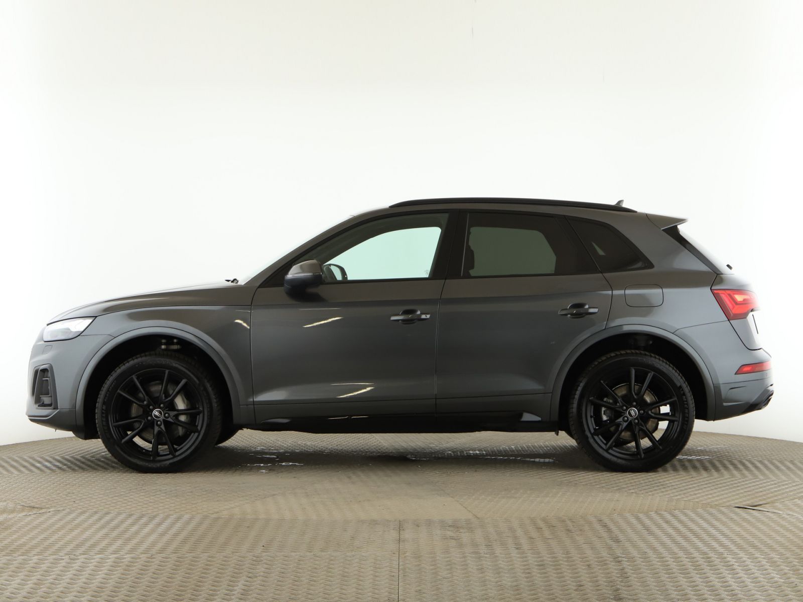 Audi Q5 50 TFSIe quattro S line HYBRID+AHK+Matrix+RFK