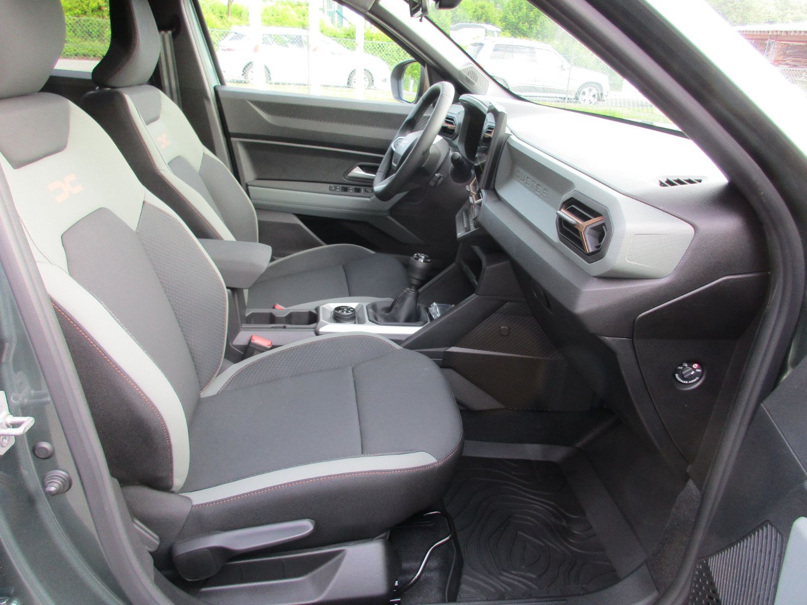 Dacia Duster III TCe 130 Extreme 4x4 - Samsaru's Car Outlet