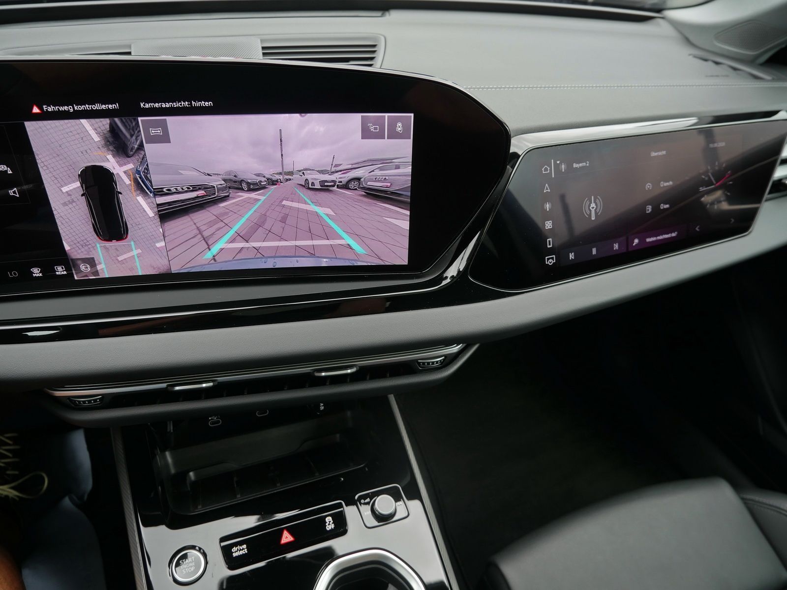 Audi A6 Avant TFSI quattro S line 270 kW B&O*HuD*Pano