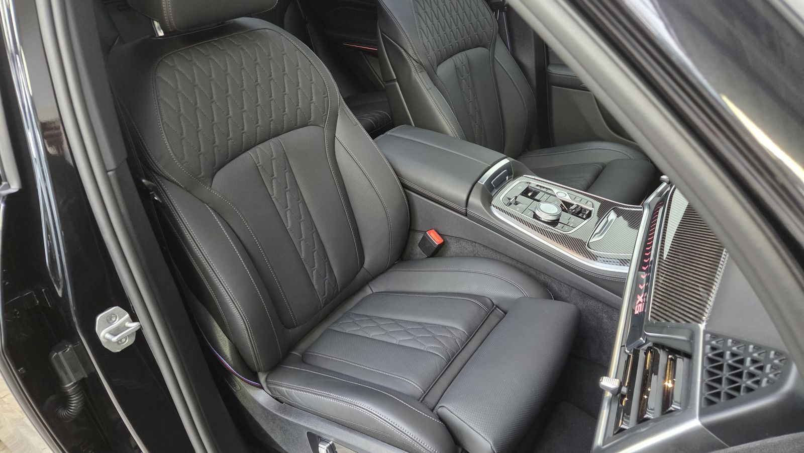 BMW X5 xDr40d M Sport Pro 7Seats Luftfeder AHK ACC