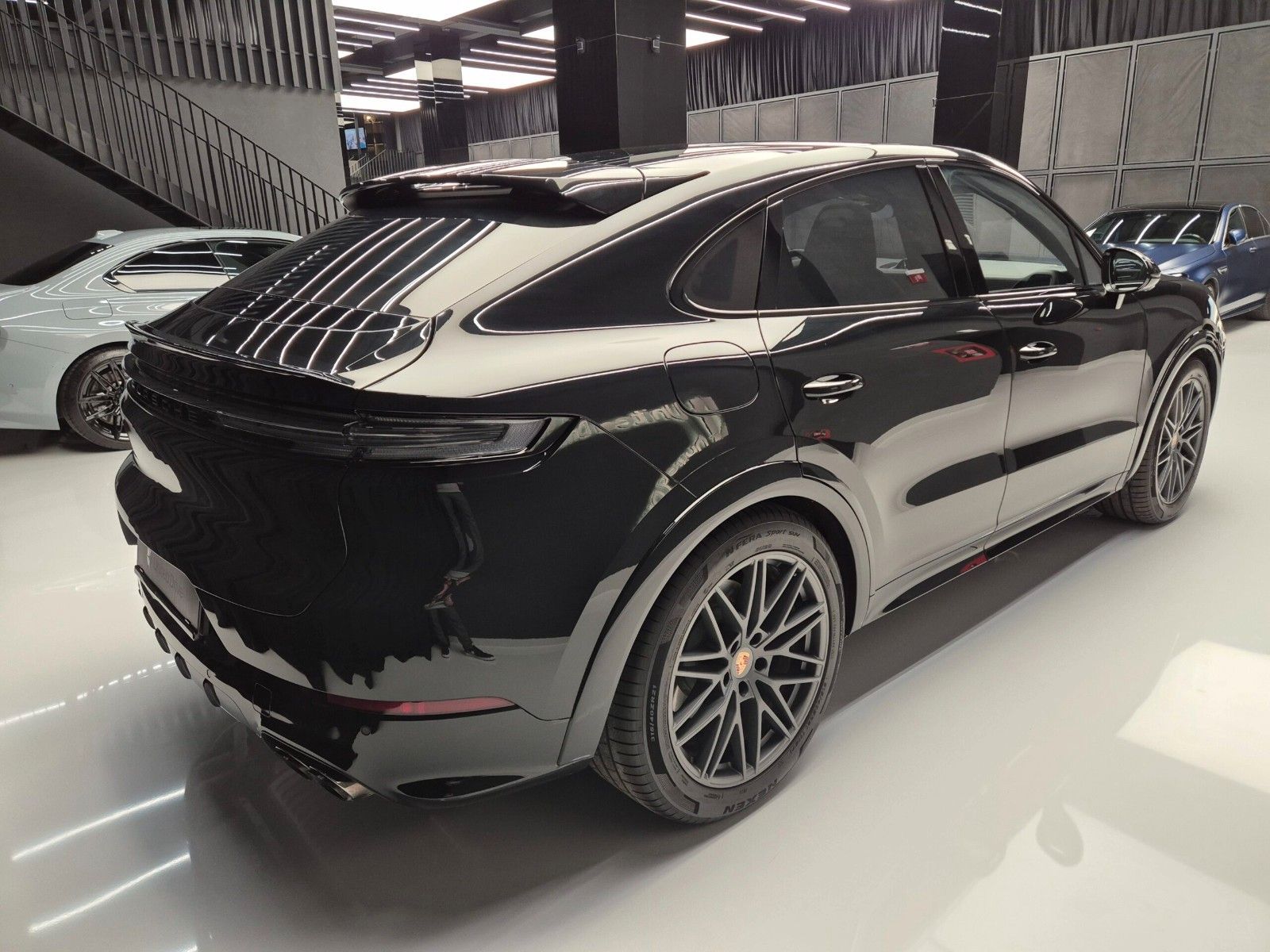 Porsche Cayenne Coupe E-Hybrid