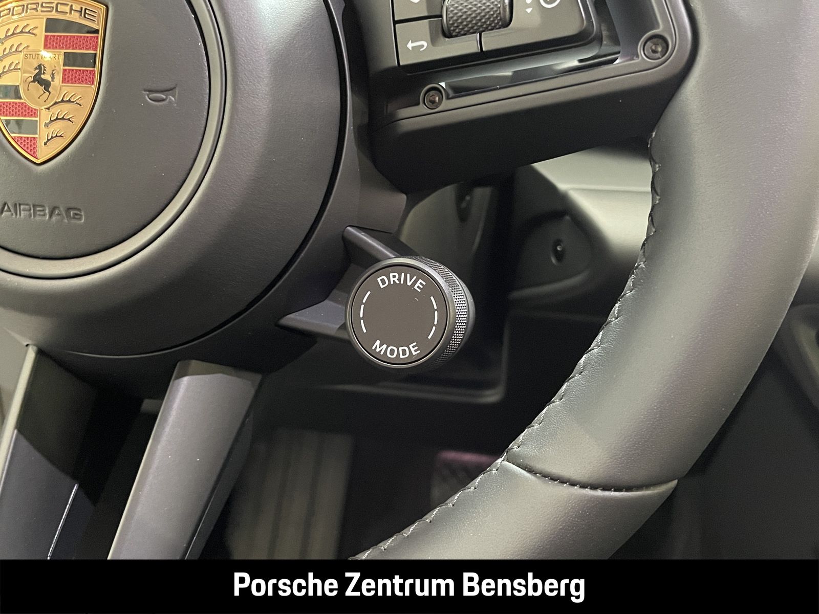 Porsche Macan 4 Electric