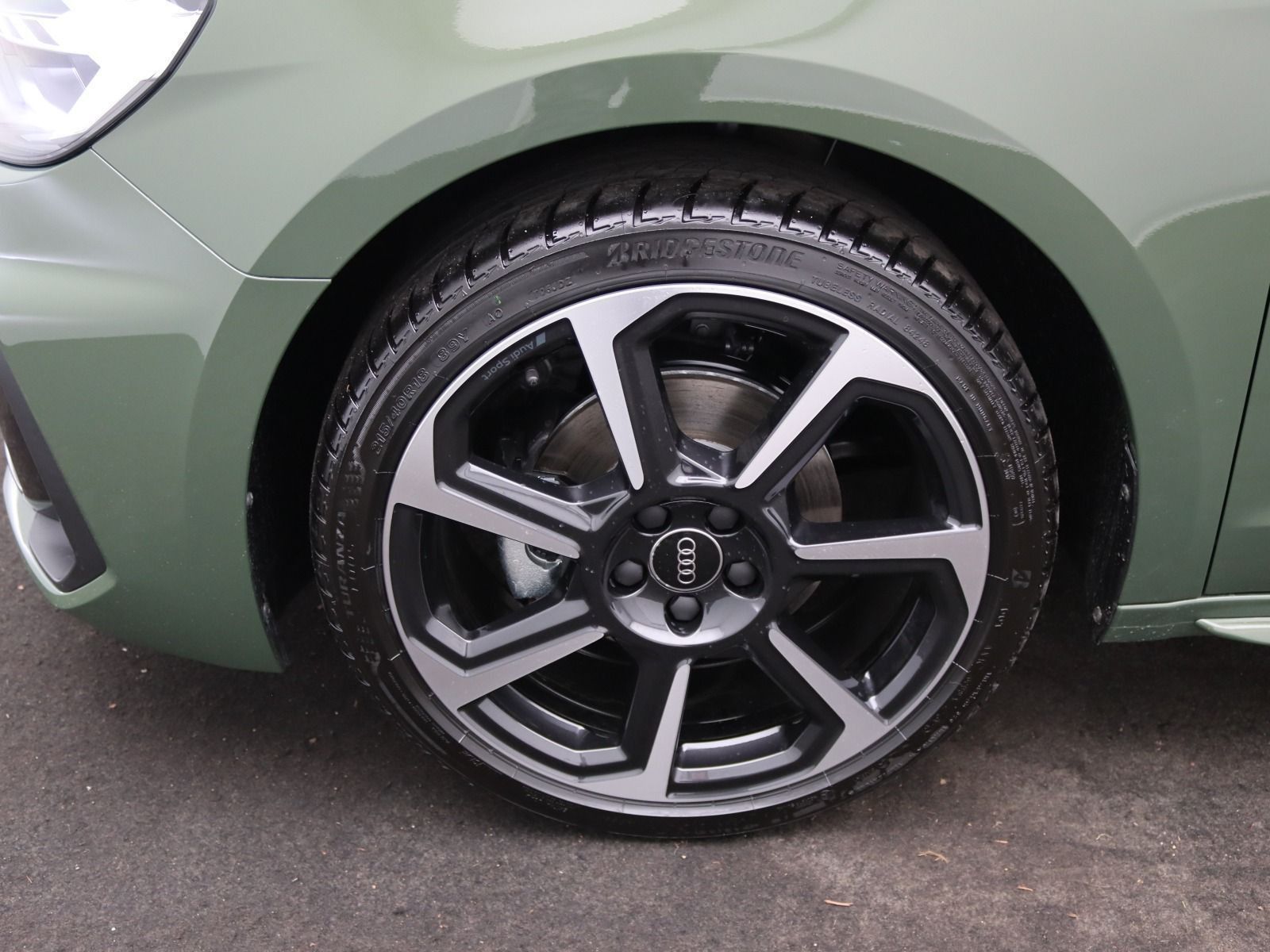 Audi A1 Sportback S-Line 35 TFSI S-tronic / LED, RFK