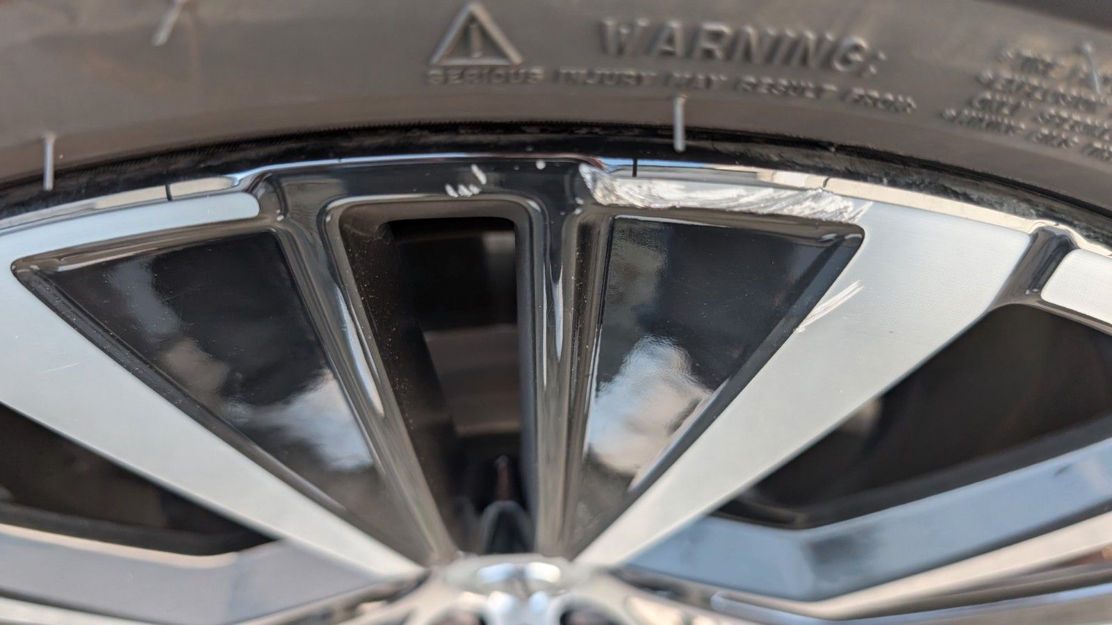 Volvo XC 60 B4 Plus Dark AWD | Standheitzung
