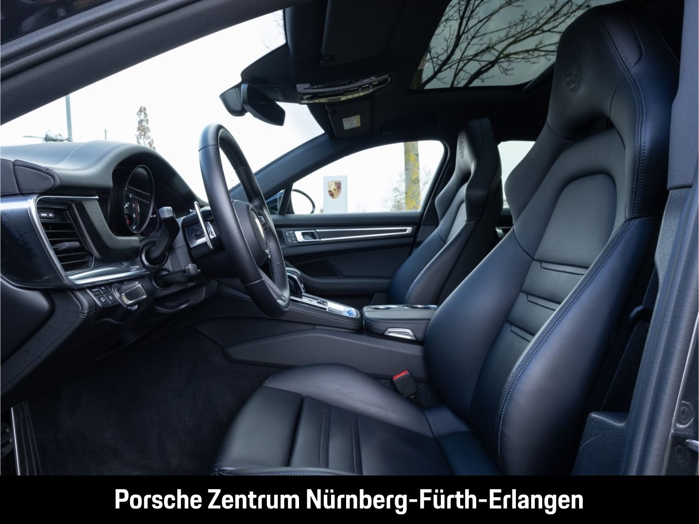 Porsche Panamera 4 E-Hybrid Sport Turismo Platinum Editi