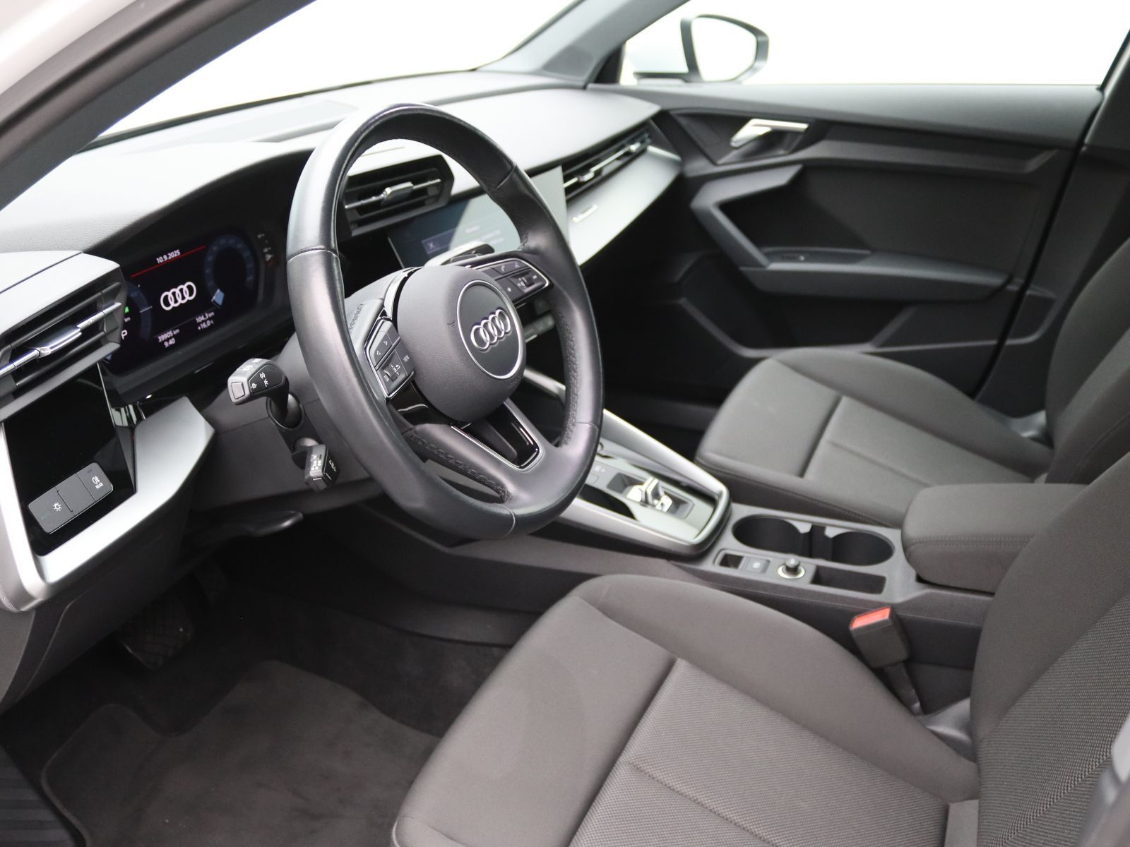 Audi A3 Sportback 40 TFSIe S-tronic / ParkAssi, SHZ