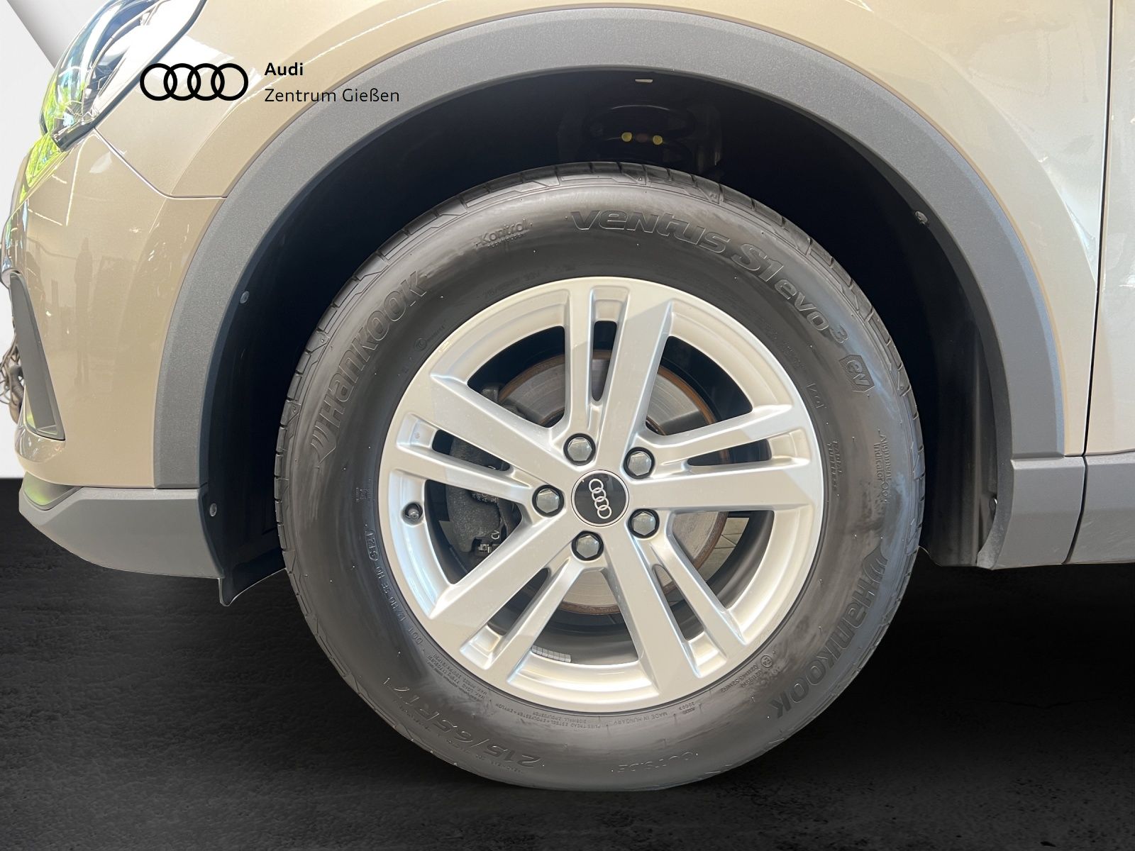 Audi Q3 35 TDI quattro Plus - Samsaru's Car Outlet