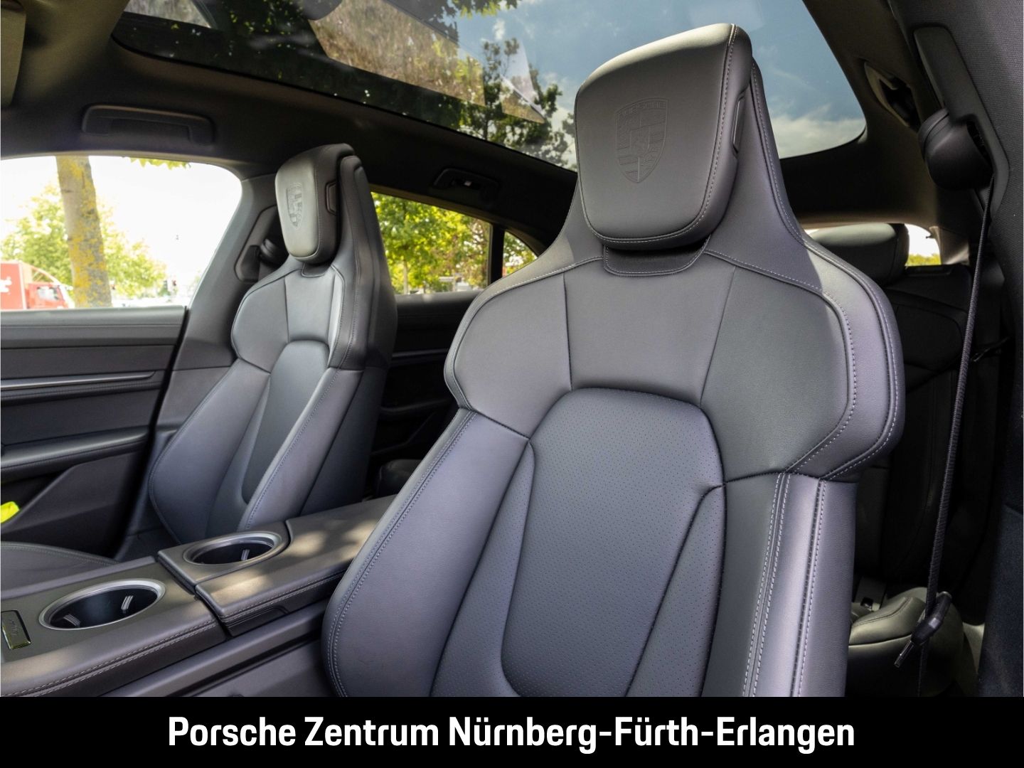 Porsche Taycan 4S Cross Turismo Achslenkung HD-Matrix In
