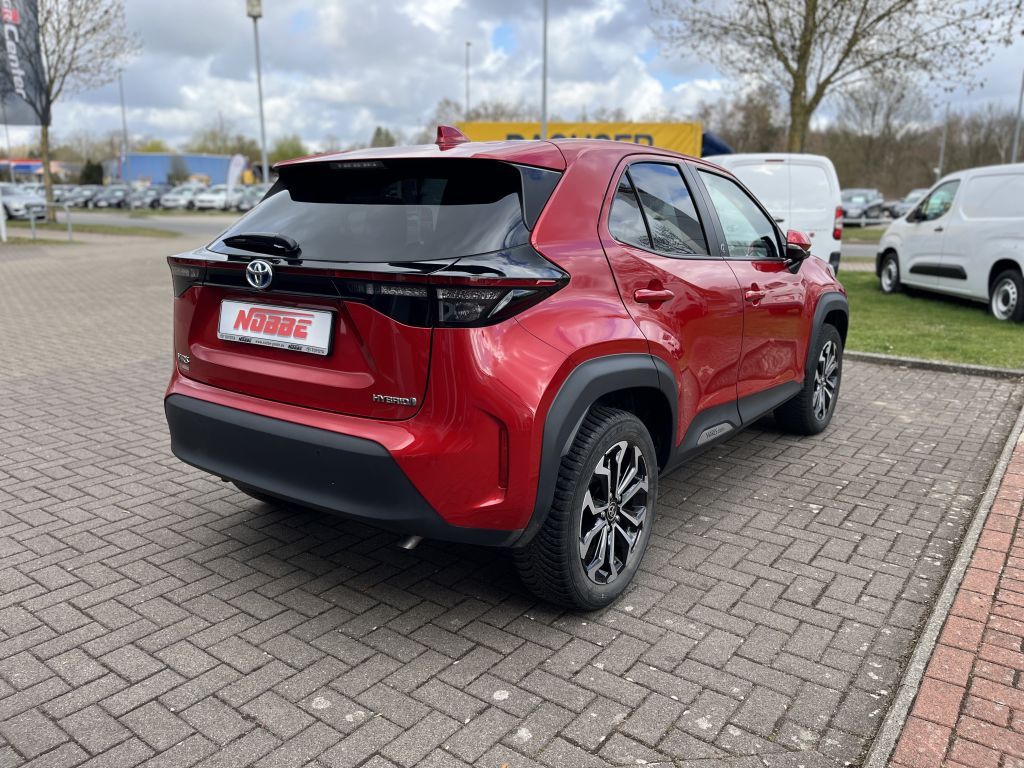Toyota Yaris Cross Hybrid 1.5 VVT-i Team Deutschland
