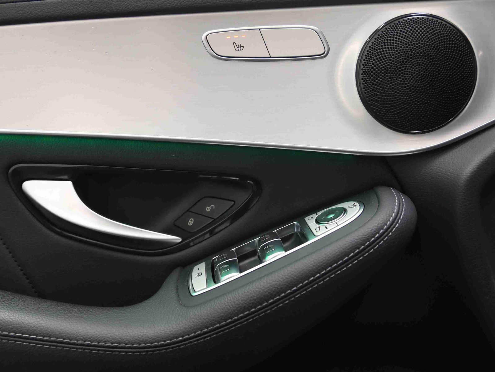 Mercedes-Benz GLC 300 de 4M AMG - Samsaru's Car Outlet
