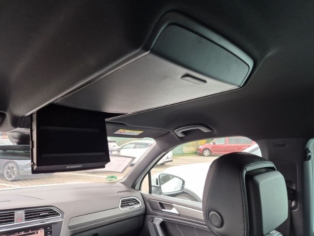 Volkswagen Tiguan R-Line 4Motion 2.0 TDI - Samsaru's Car Outlet