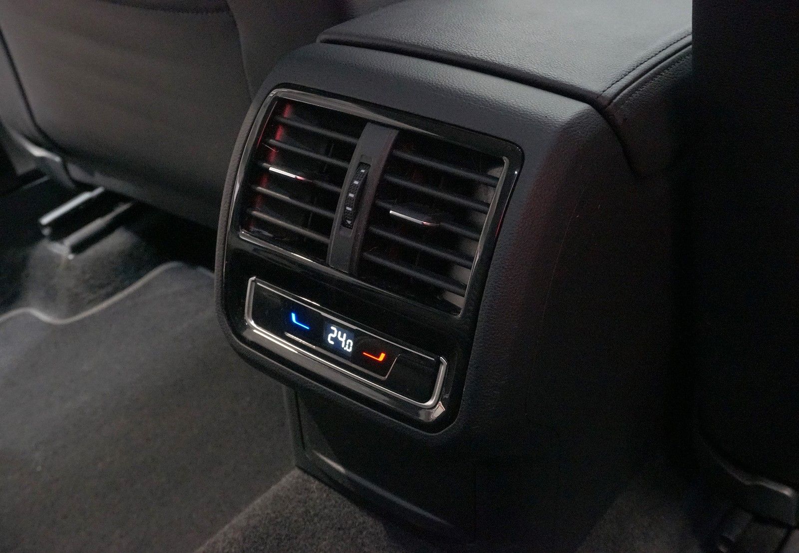 Volkswagen Passat Variant Alltrack 4Motion 2.0 TDI*RFK*AHK*