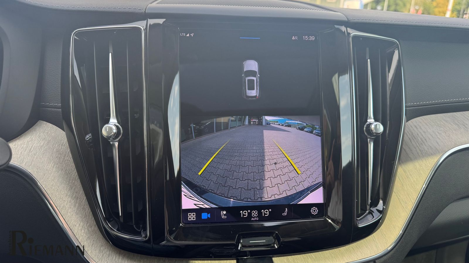 Volvo XC60 T8 AWD Inscription + Xenium-Paket