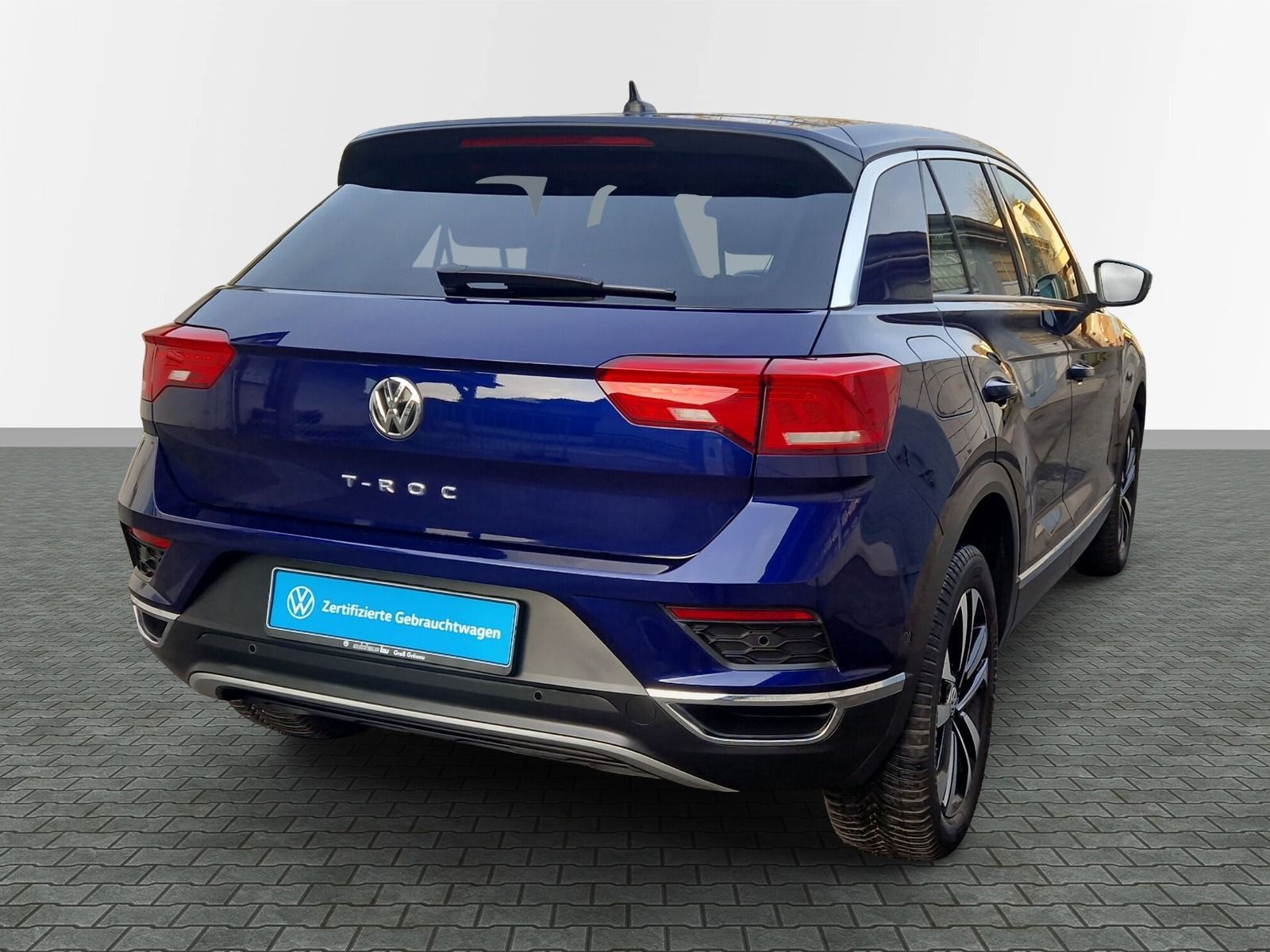 Volkswagen T-Roc IQ.DRIVE - Samsaru's Car Outlet