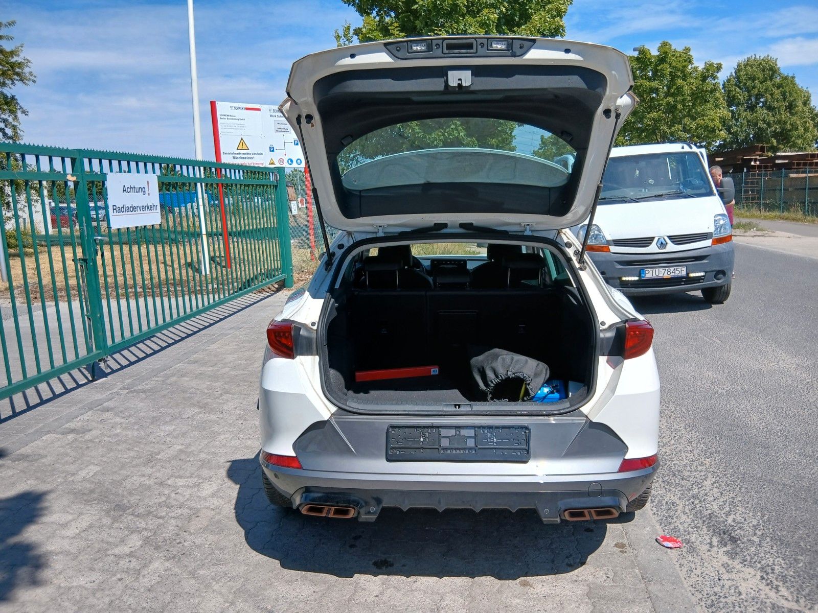 Cupra Formentor Hybrid Plug-in-Hybrid - Samsaru's Car Outlet