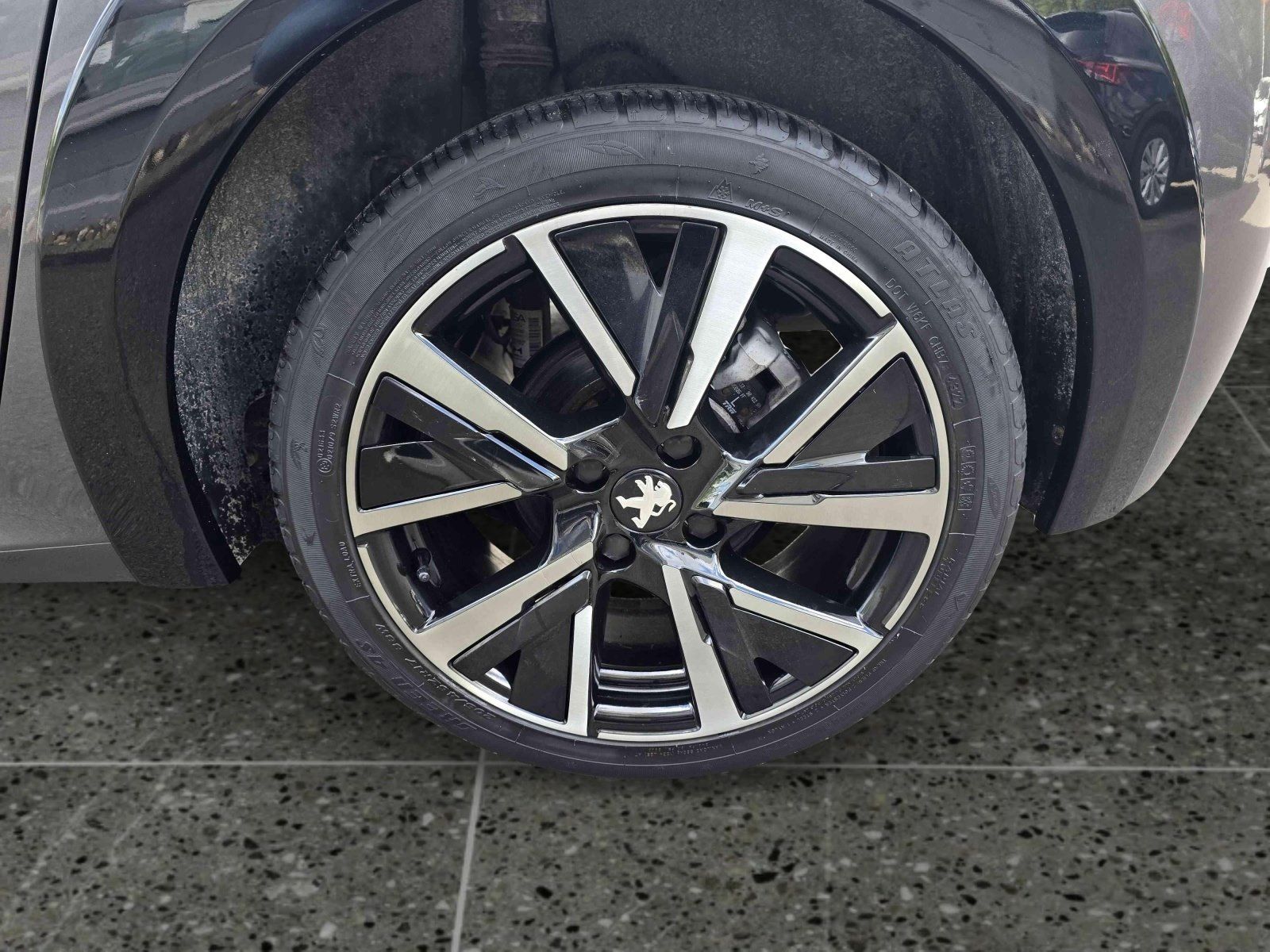 Peugeot 208 GT - Samsaru's Car Outlet