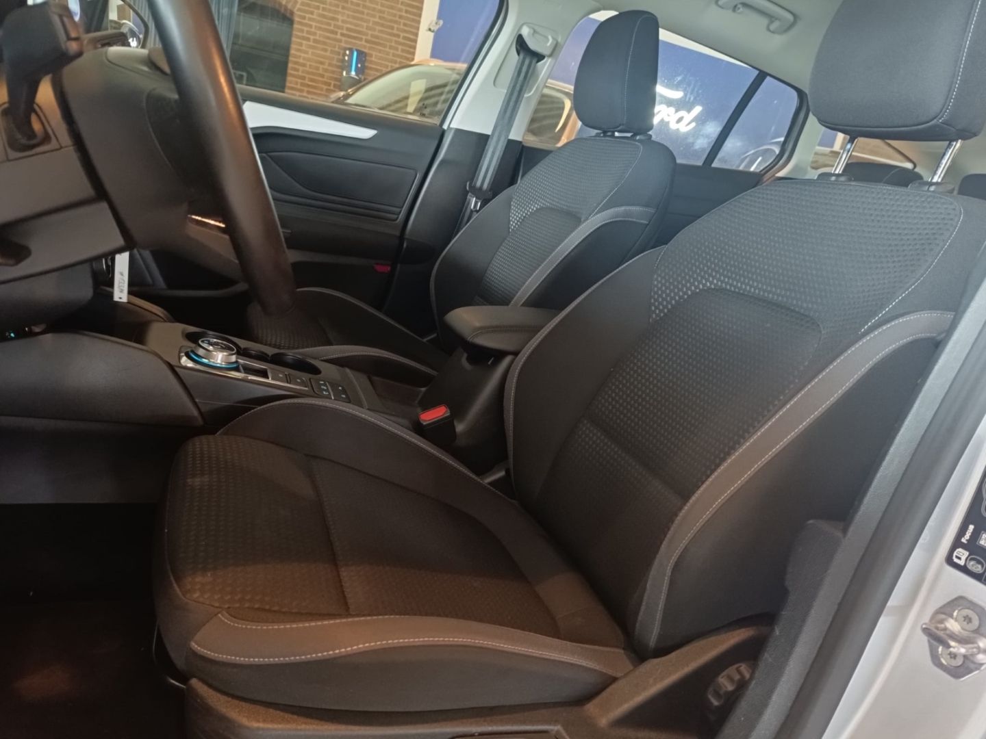 Ford Focus - Samsaru's Car Outlet