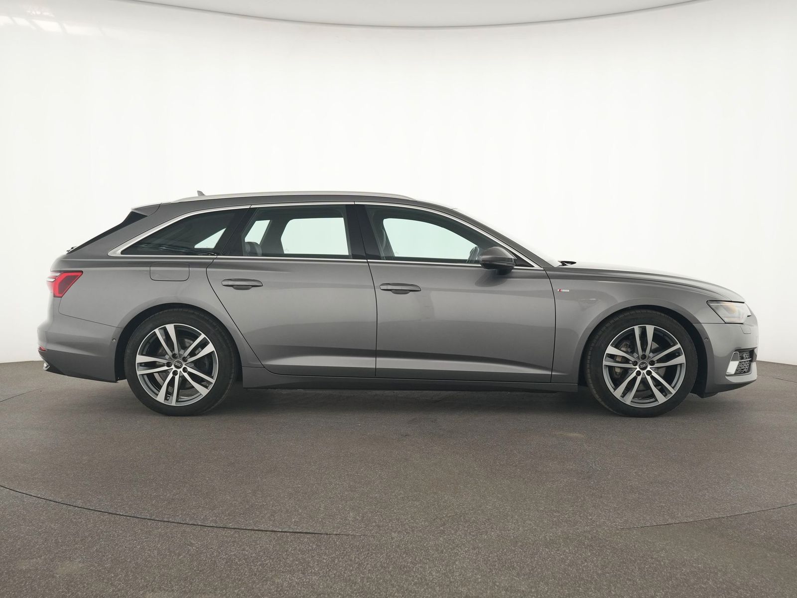 Audi A6 45TFSI qu. S-Line - Samsaru's Car Outlet