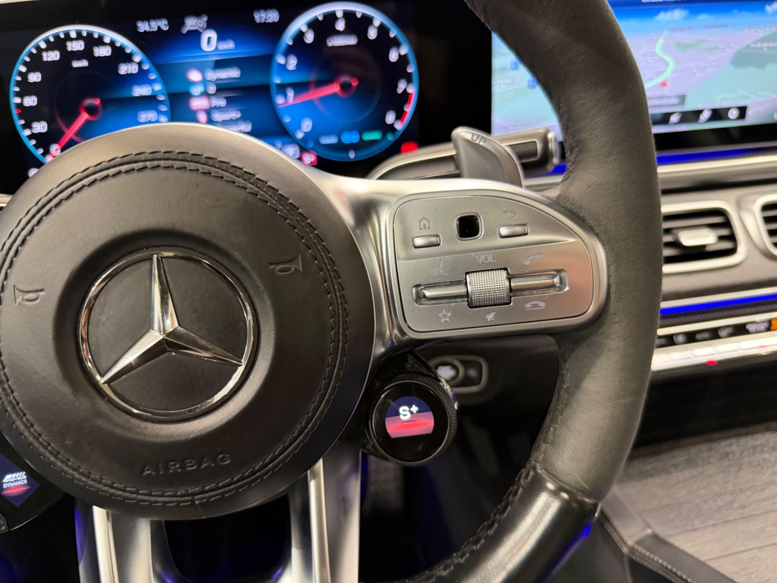 Mercedes-Benz GLE 63 S AMG 4Matic+ PANO+HEAD-UP+360KAM+LUFTFED