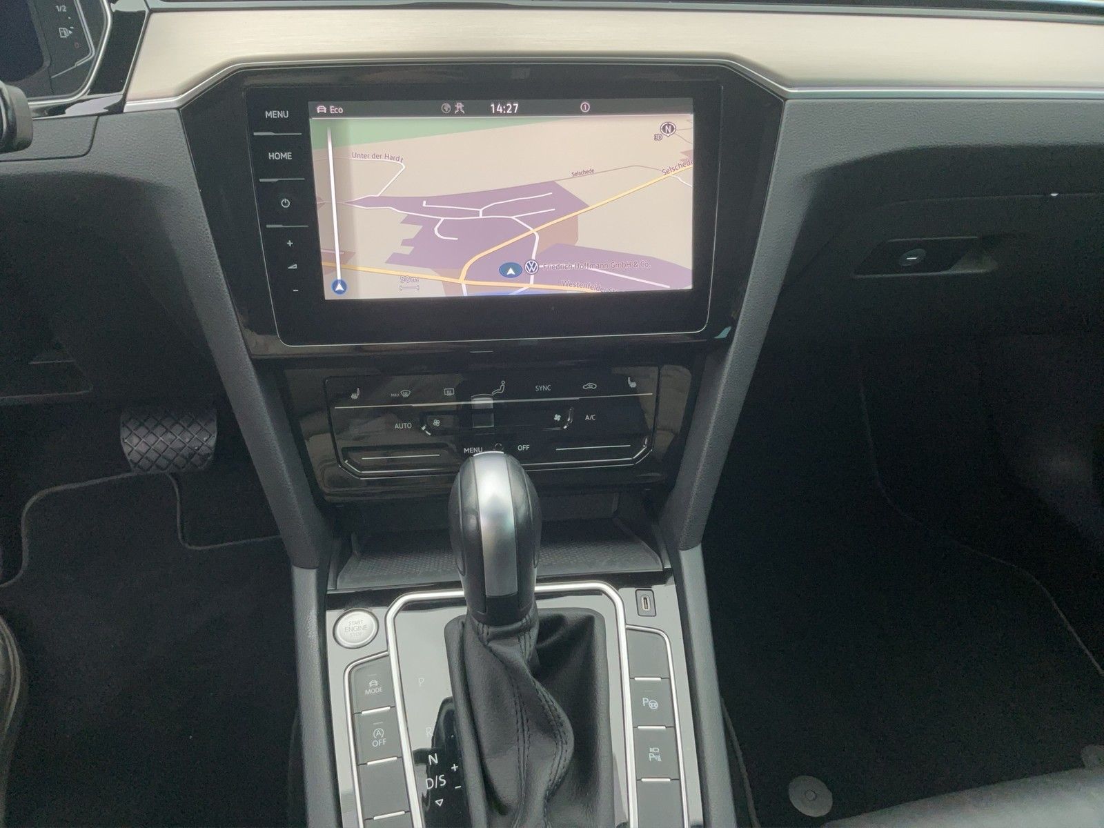 Volkswagen Passat Variant 2.0TDI Elegance 4Motion DSG AHK