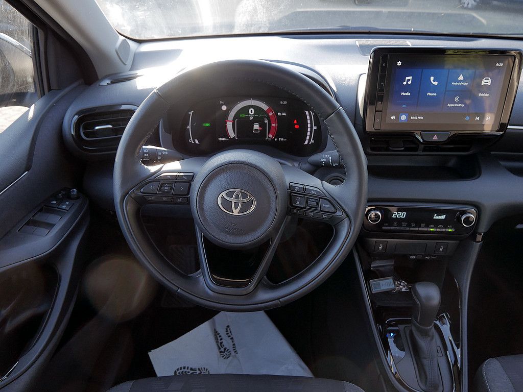 Toyota Yaris Hybrid Style LED PDC ACC KAMERA KLIMA SHZ