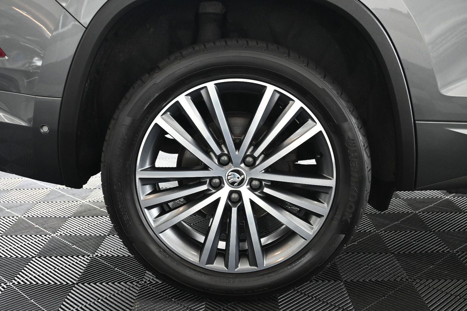Skoda Kodiaq 2.0 TSI L&K 4M LED Navi Virtual 7-Sitzer