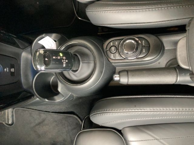 MINI Cooper PremiumPak - Samsaru's Car Outlet