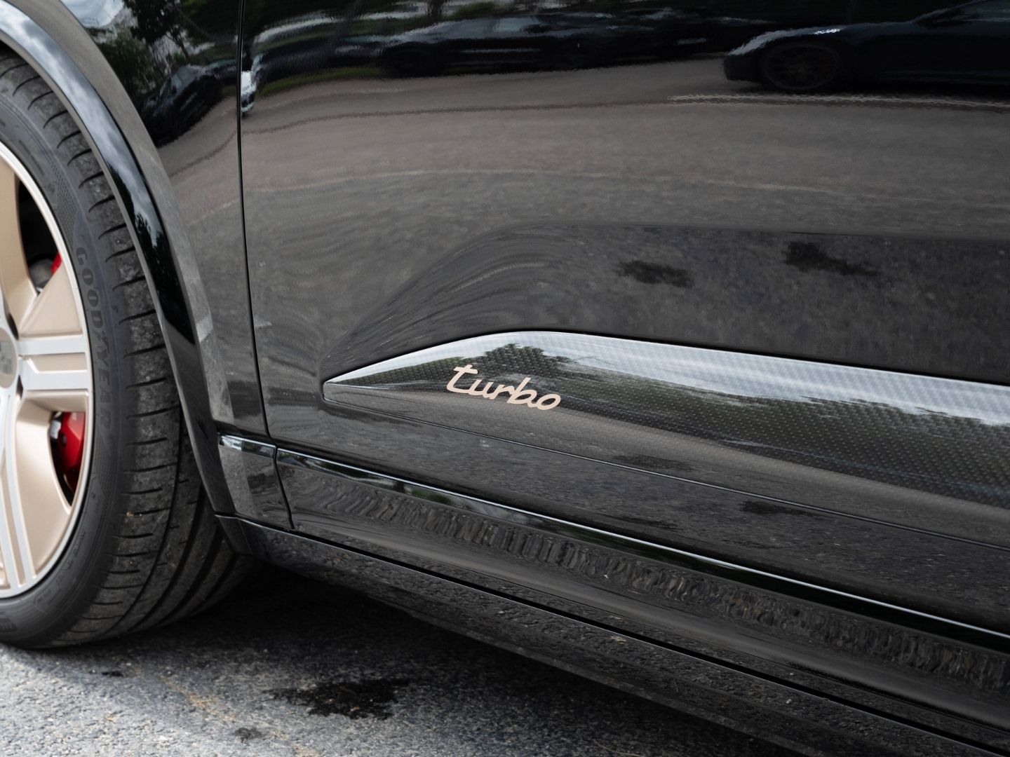 Porsche Macan Turbo Burmester AHK AR HUD Surround View