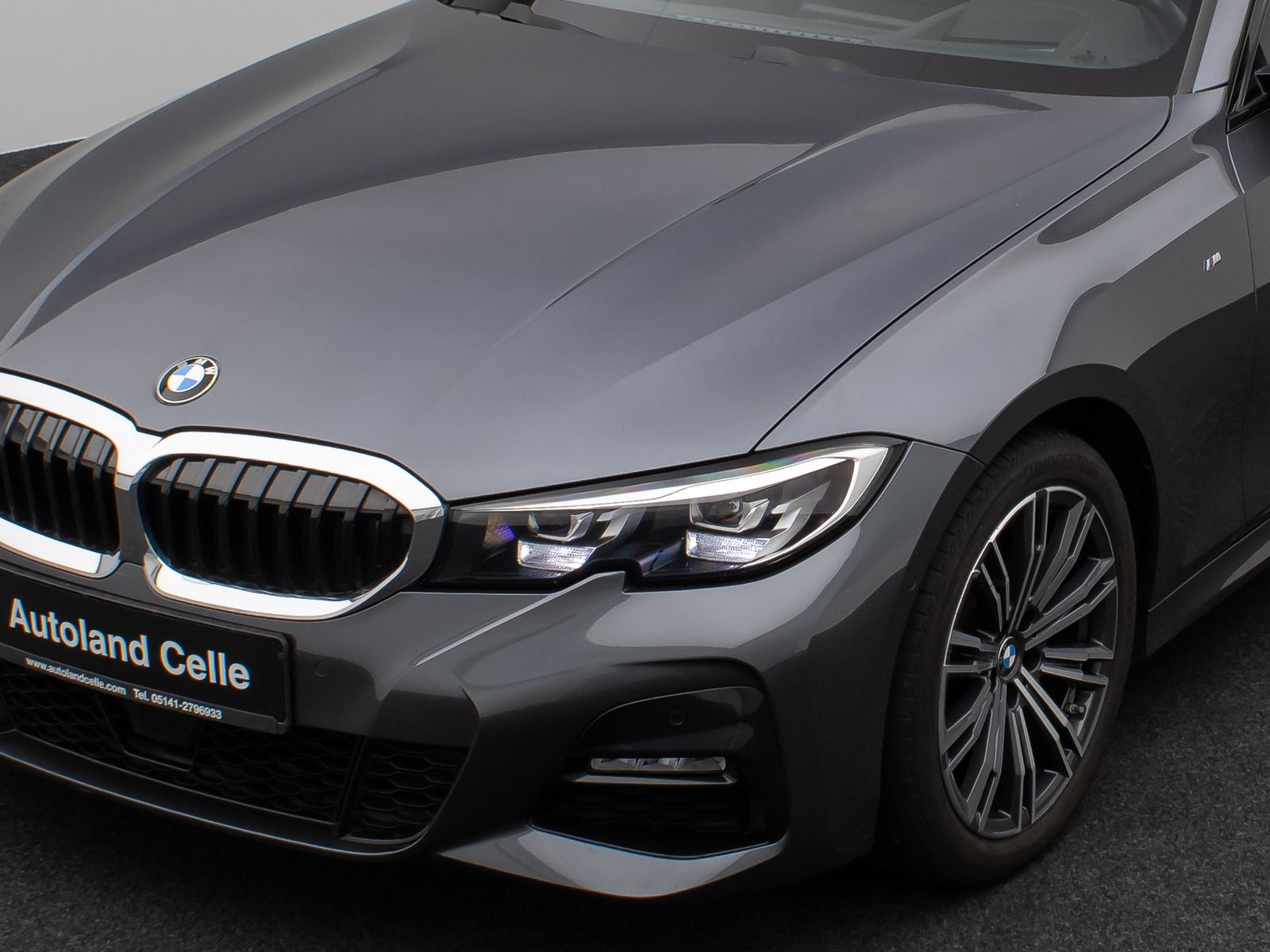 BMW 320d M Sport - Samsaru's Car Outlet