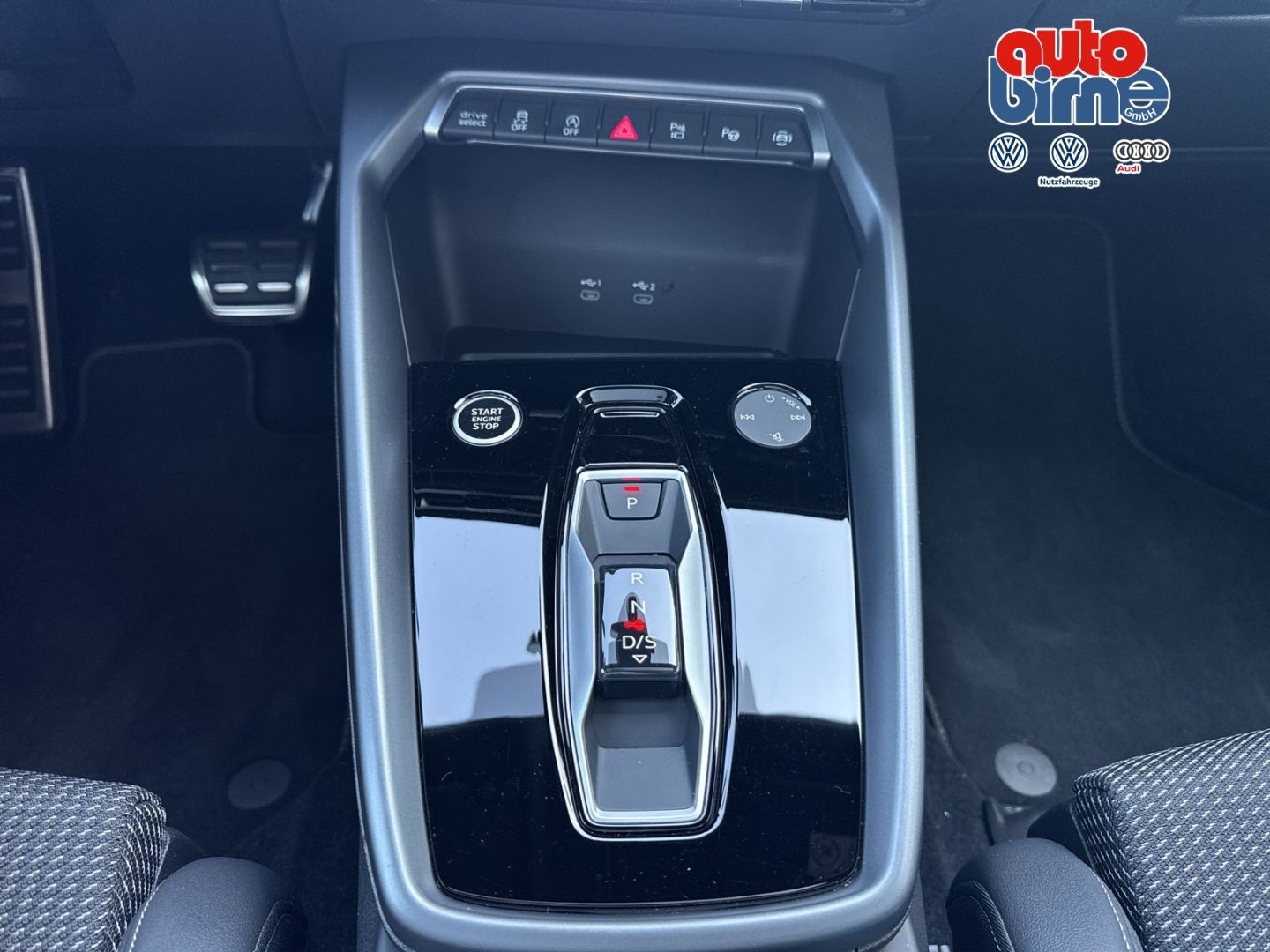 Audi A3 Sportback 35 TFSI S line - Samsaru's Car Outlet