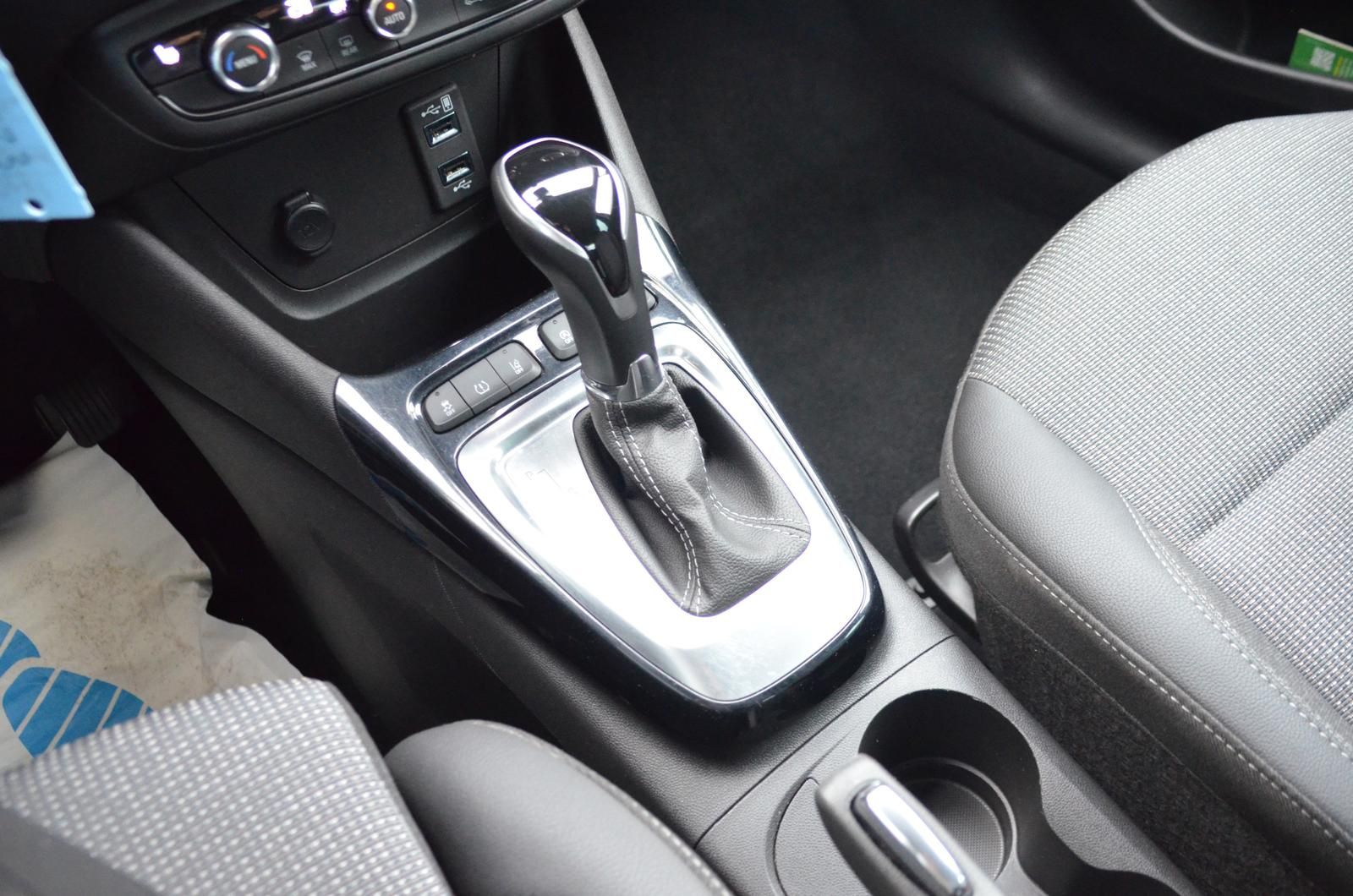 Opel Crossland - Samsaru's Car Outlet