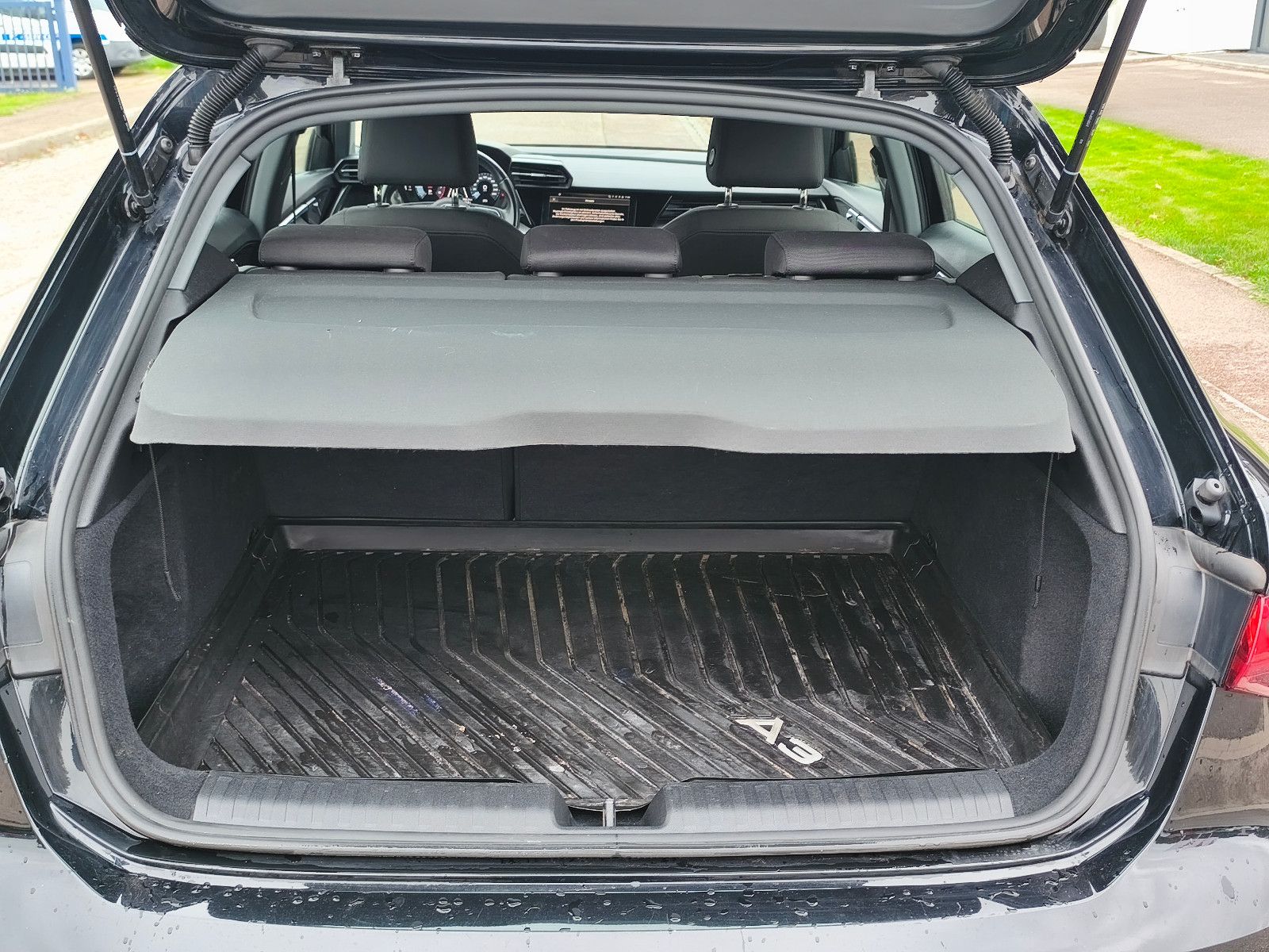 Audi A3 SPORTBACK 30 TFSI BASIS MILD-HYBRID